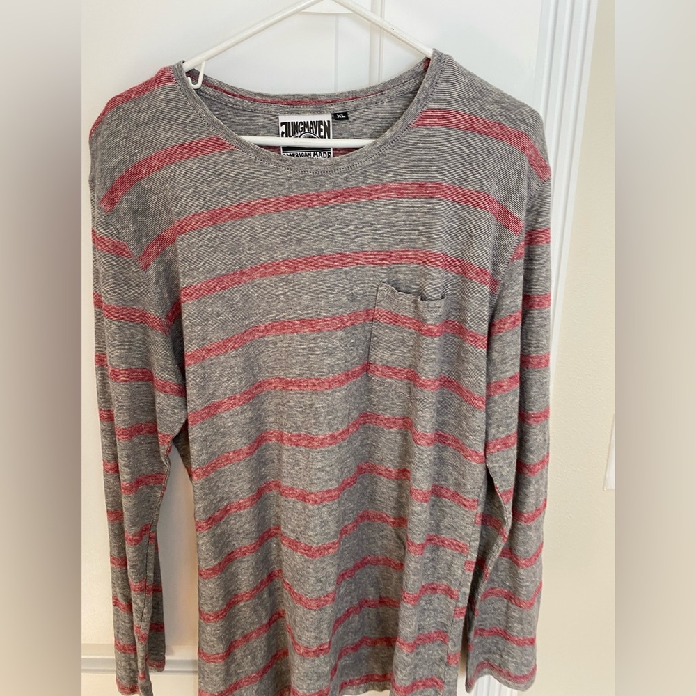 Men’s jungamaven men’s long sleeve shirt. Size xl.